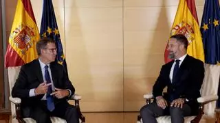 Abascal confirma su apoyo a Feijóo "como alternativa al bochorno de la subasta" de Sánchez
