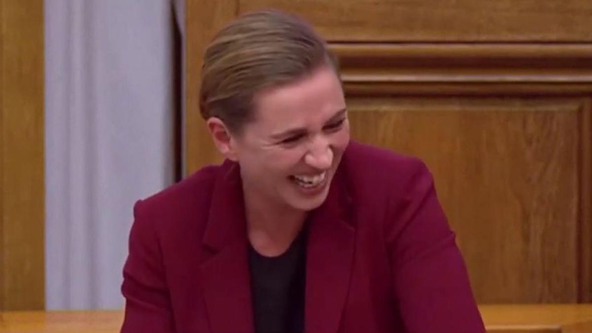 Ataque de risa de una ministra danesa