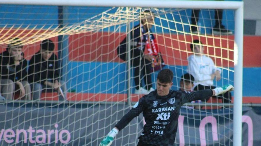 El Yeclano se desquita asaltando Puente Genil