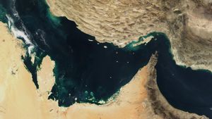 Imagen por satélite tomada por la NASA del estrecho de Ormuz.