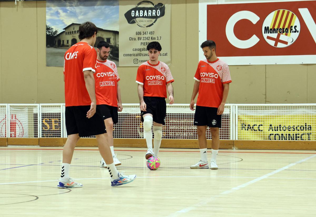 Totes les fotos del primer entrenament de la temporada 2026/27 del Covisa Manresa