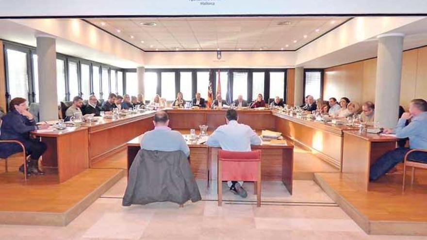 El pleno municipal del ayuntamiento de Calvià celebró ayer su sesión ordinaria.