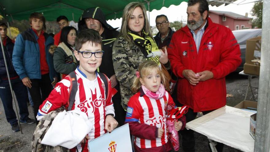 El Sporting hace afición en Navia