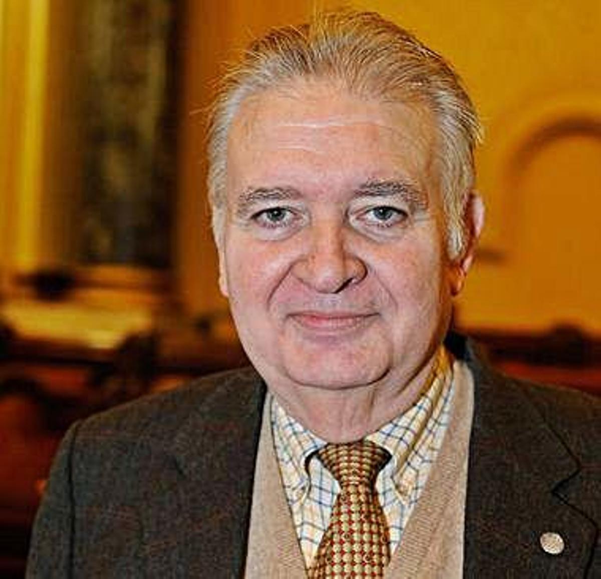 López Menéndez, en una recepción municipal en 2008.