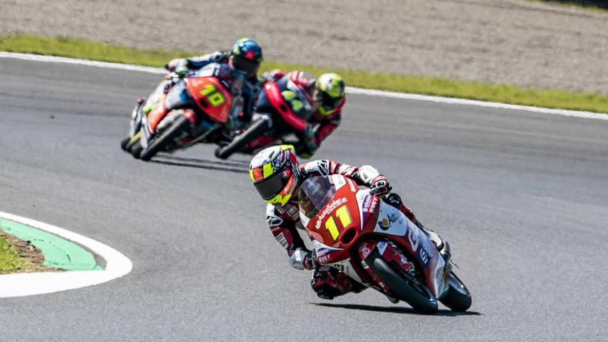 Sergio García Dols termina 4º en Japón, donde Izan Guevara logra su quinta victoria en Moto3