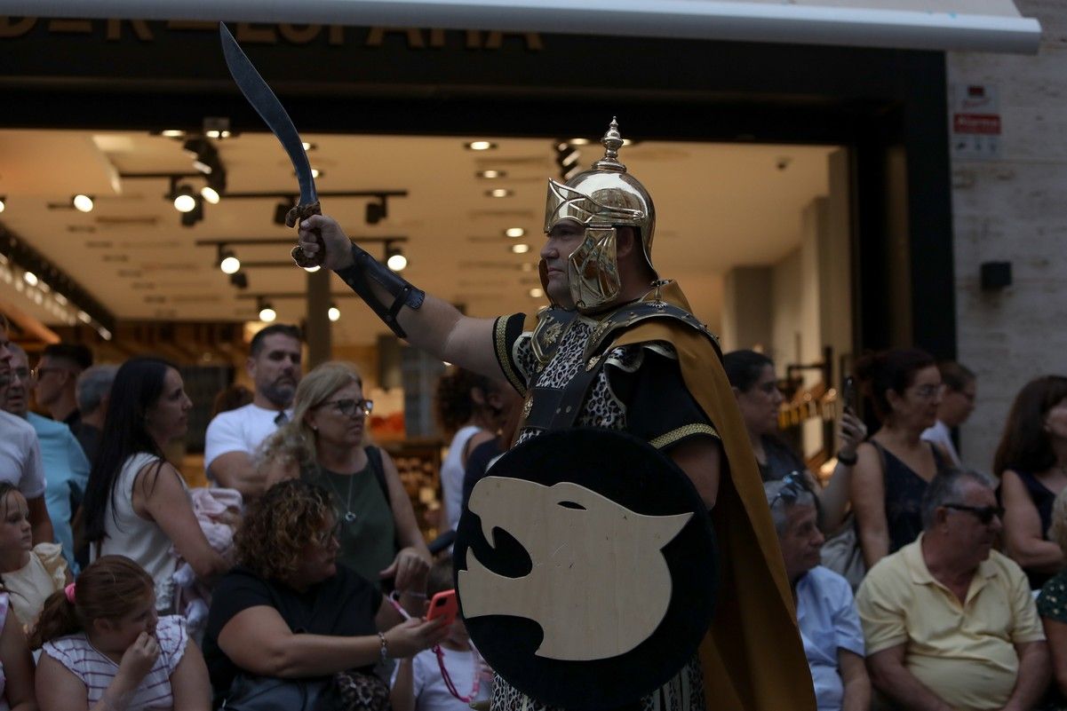 Todas las imágenes del Desfile General de Tropas y Legiones de este sábado en Cartagena