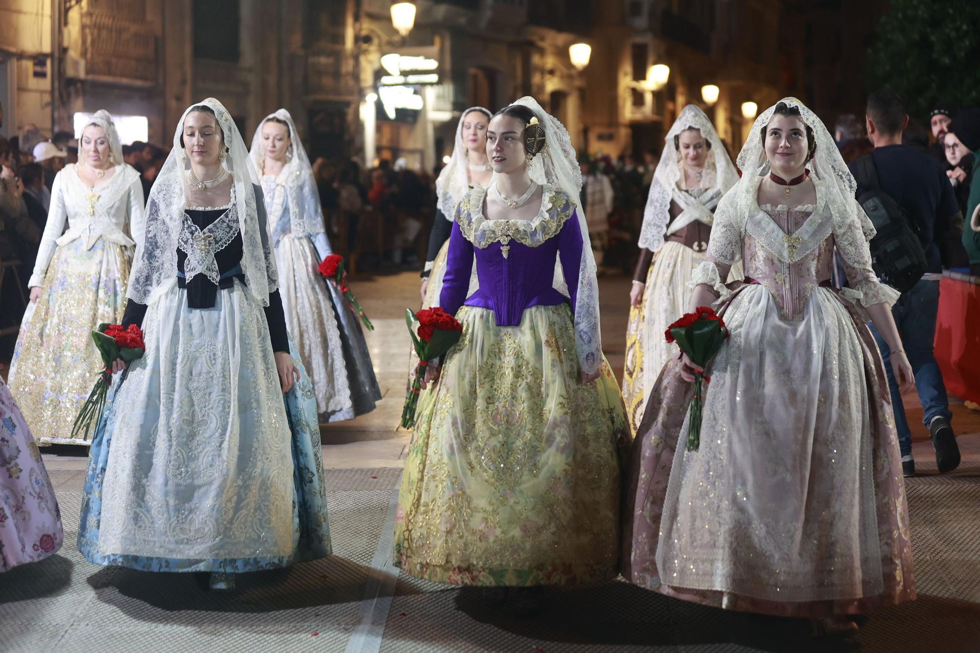 Búscate en el segundo día de ofrenda por la calle Quart (entre las 19:00 a las 20:00 horas)