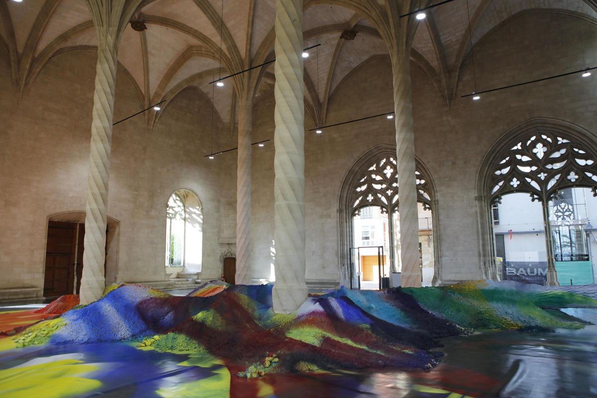 Staunen in der Seehandelsbörse: So wirkt Katharina Grosses Kunst auf die Besucher