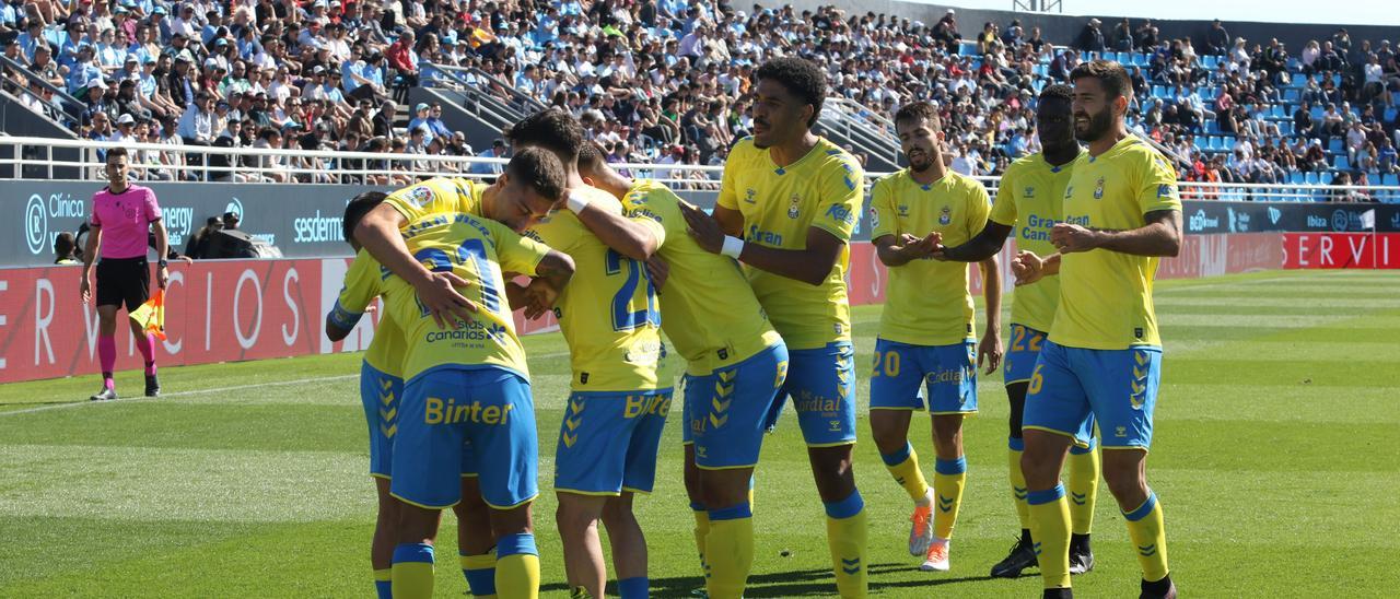 UD Ibiza - UD Las Palmas: Genialidad de Viera, pifia y un punto de impotencia (1-1)