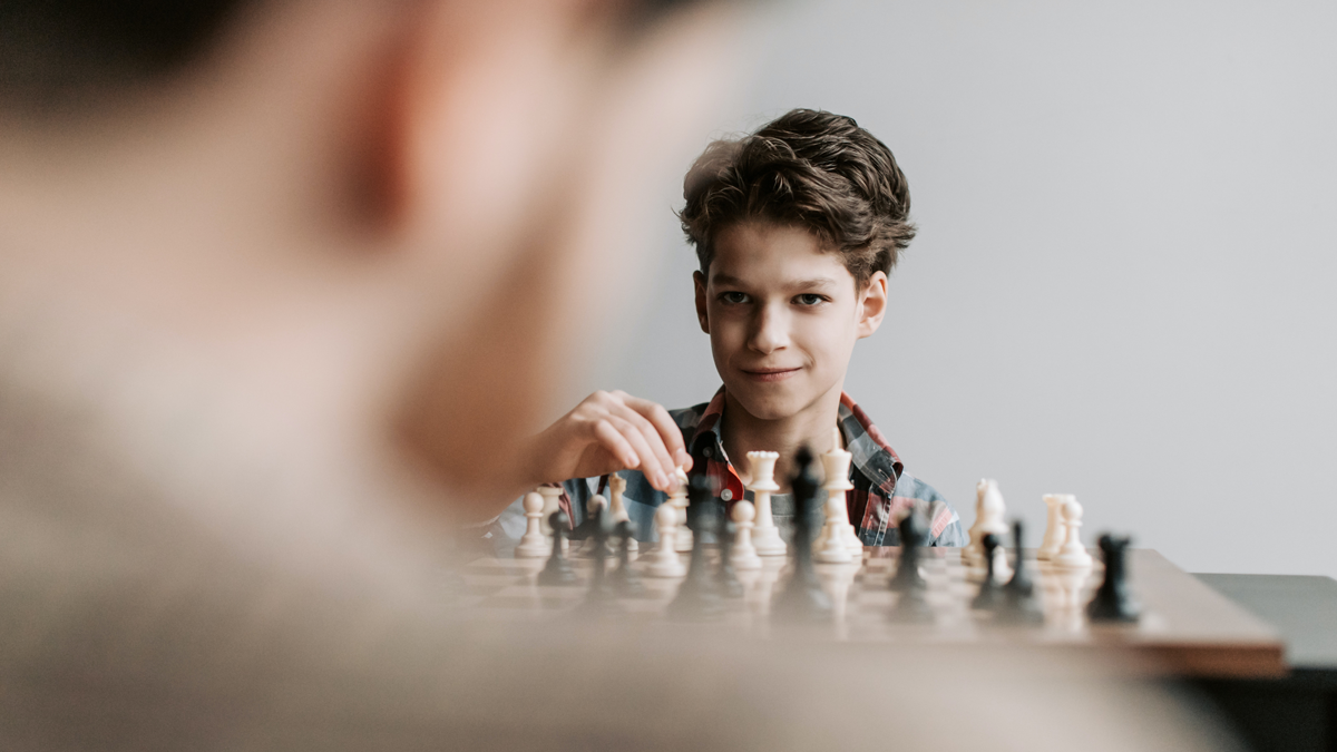 Jugando al ajedrez - El Tiempo de Salta