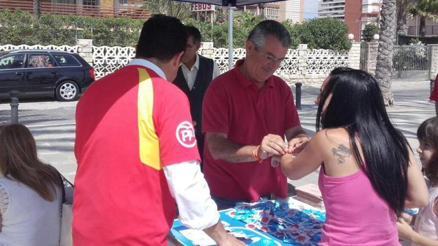 Acto de campaña del PP de Alicante en la Playa de San Juan.