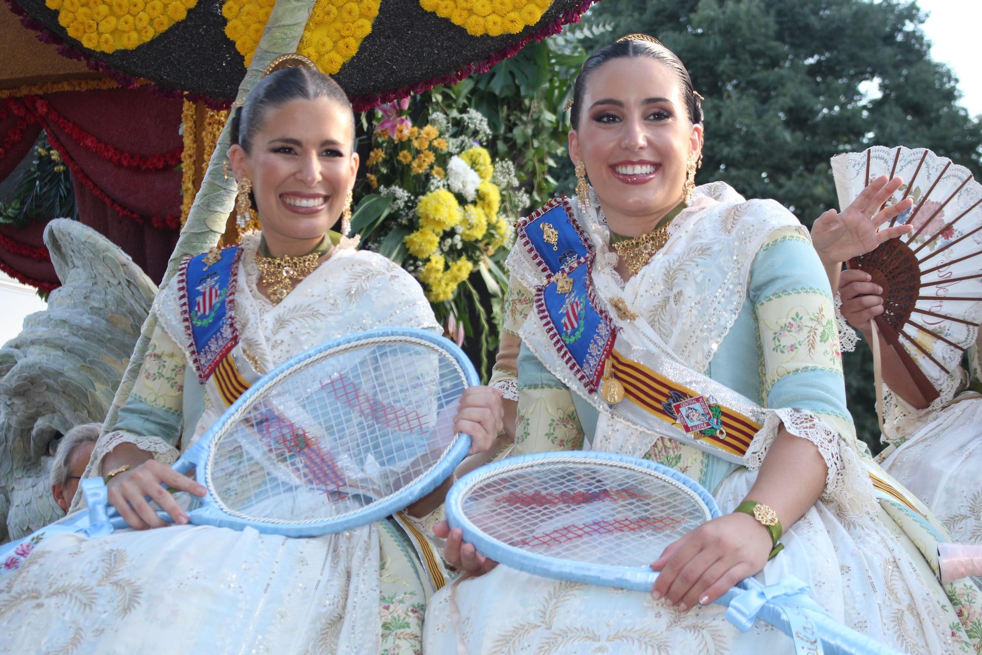 Fin de Feria para Carmen, Nerea y las cortes 2022 en la Batalla de Flores