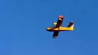 “Gracias”: el emotivo gesto de un grupo de niños de Madeira a los pilotos españoles que ayudan a extinguir los incendios de la isla