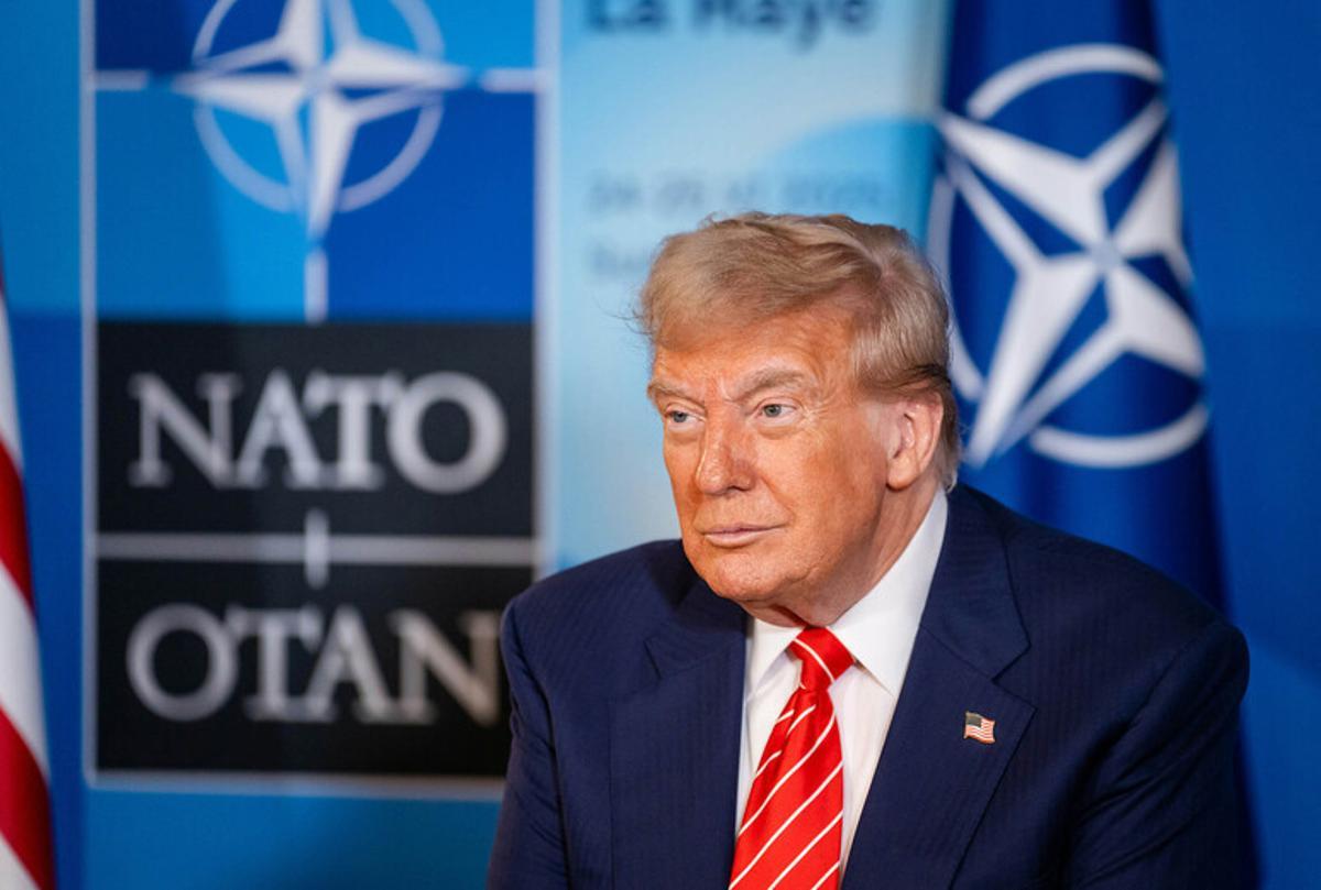 Archivo - El presidente de EEUU, Donald Trump, durante una cumbre de la OTAN (imagen de archivo)