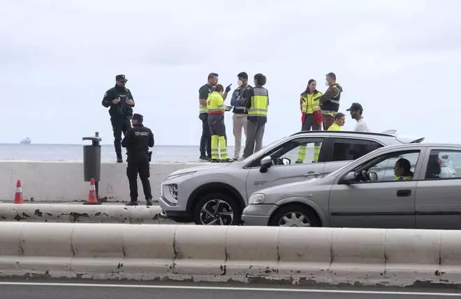 Aparece un cadáver en los tetrápodos de la Avenida Marítima de Las Palmas de Gran Canaria