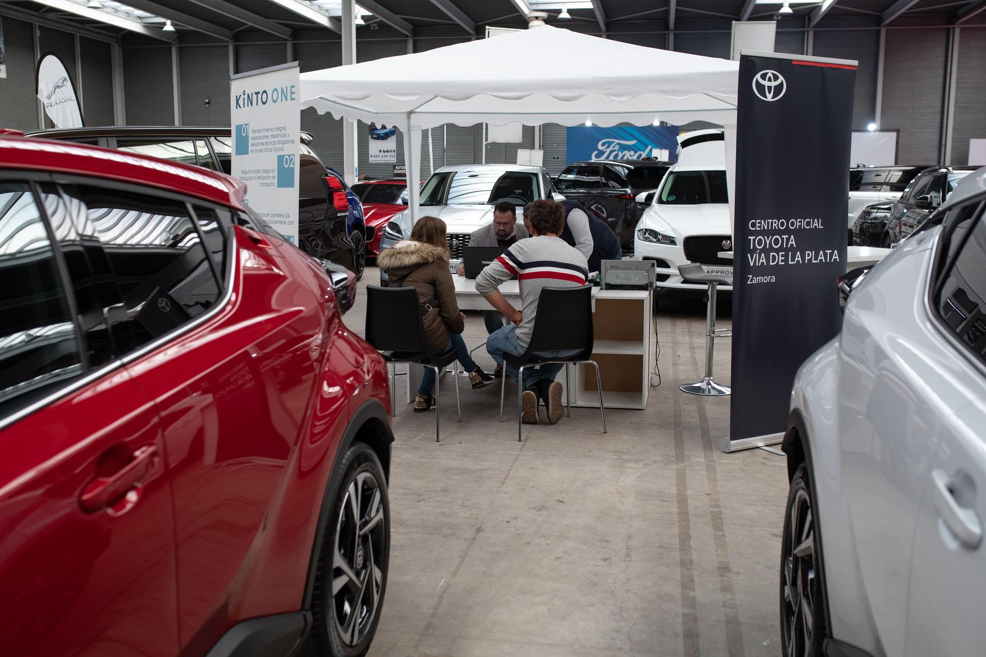 La Feria del Automóvil de Zamora, en imágenes