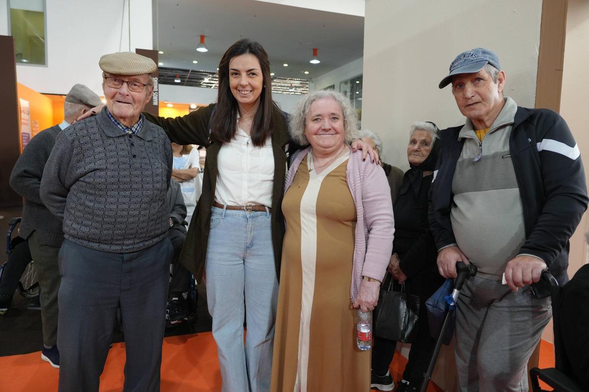 Fotogalería | Arranca el primer día de la Feria de los Mayores en Badajoz