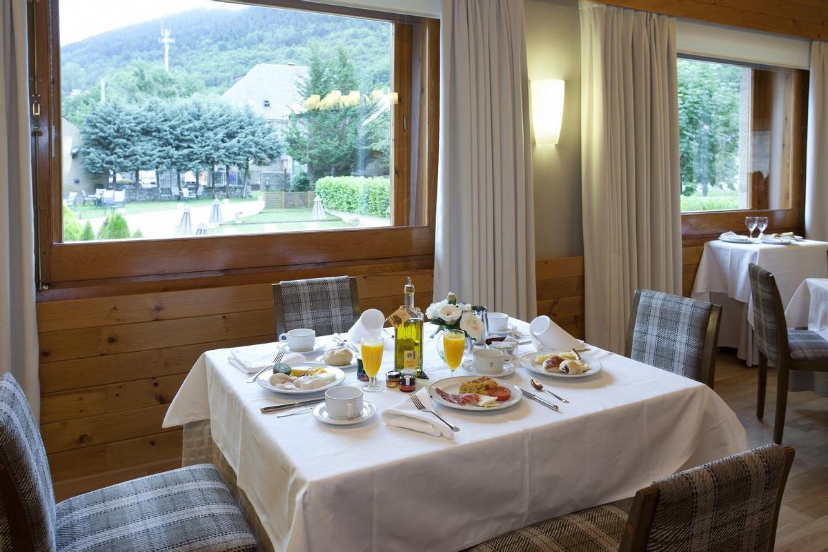 Desayuno en el Parador de Arties