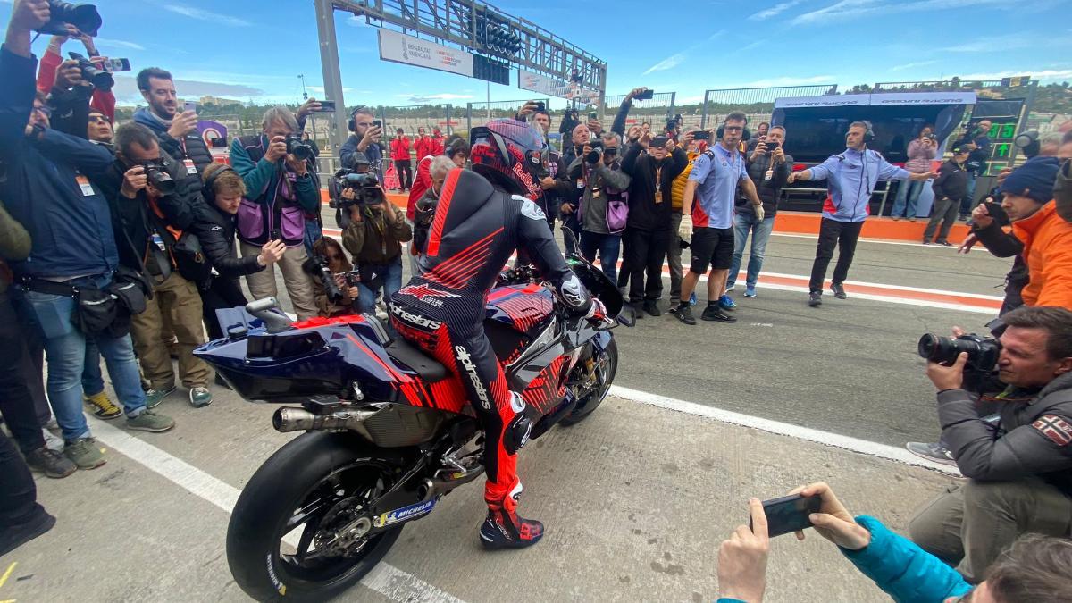 La primera prueba de Márquez con la Ducati en Valencia despertó mucha expectación