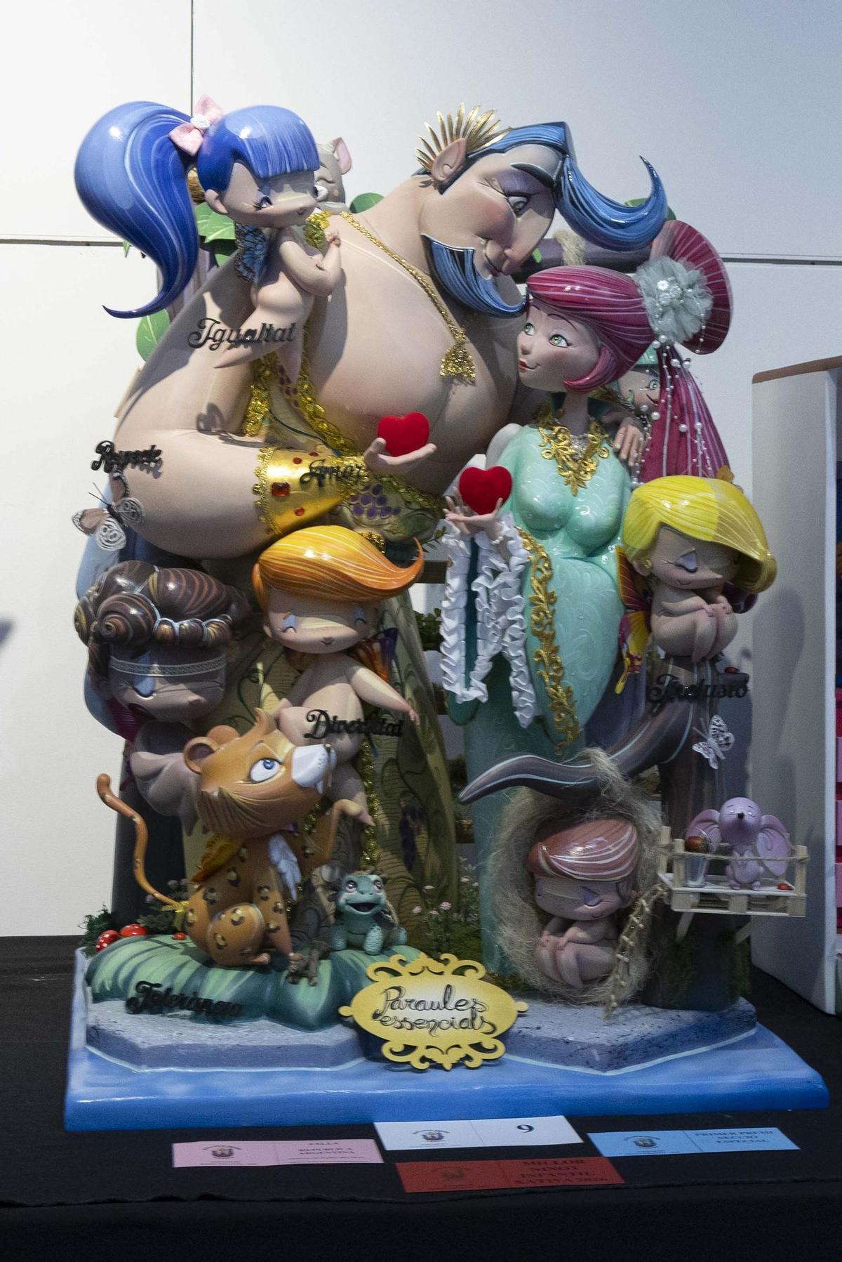 Las mejores imágenes de la exposición del "ninot" de Xàtiva