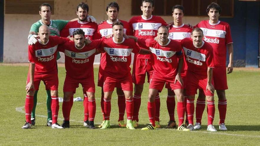 Arriba, desde la izquierda, Davo, Pantiga, David González, Saavedra, Borja y Jairo Cárcaba; abajo y en el mismo orden, Óscar Pérez, Quero, Iván Fernández, Guaya y Luis Morán