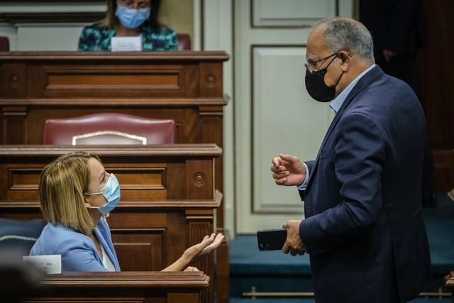 Segunda jornada del pleno en el Parlamento de Canarias