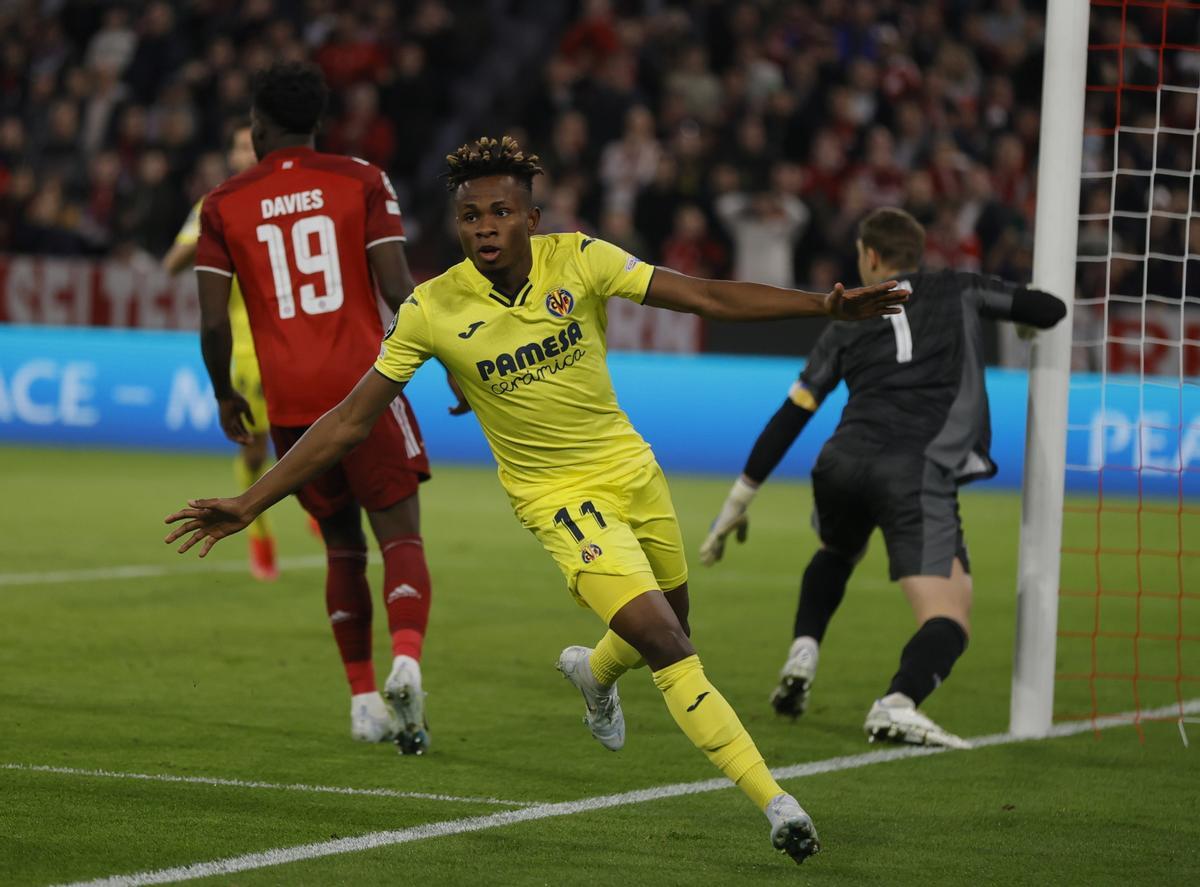 Bayern-Villarreal (1-1). 1/4 de final Champions 201-22 Gol de Chukwueze en el minuto 88 empata el de Lewandowski y mete al Villarreal en semifinales.