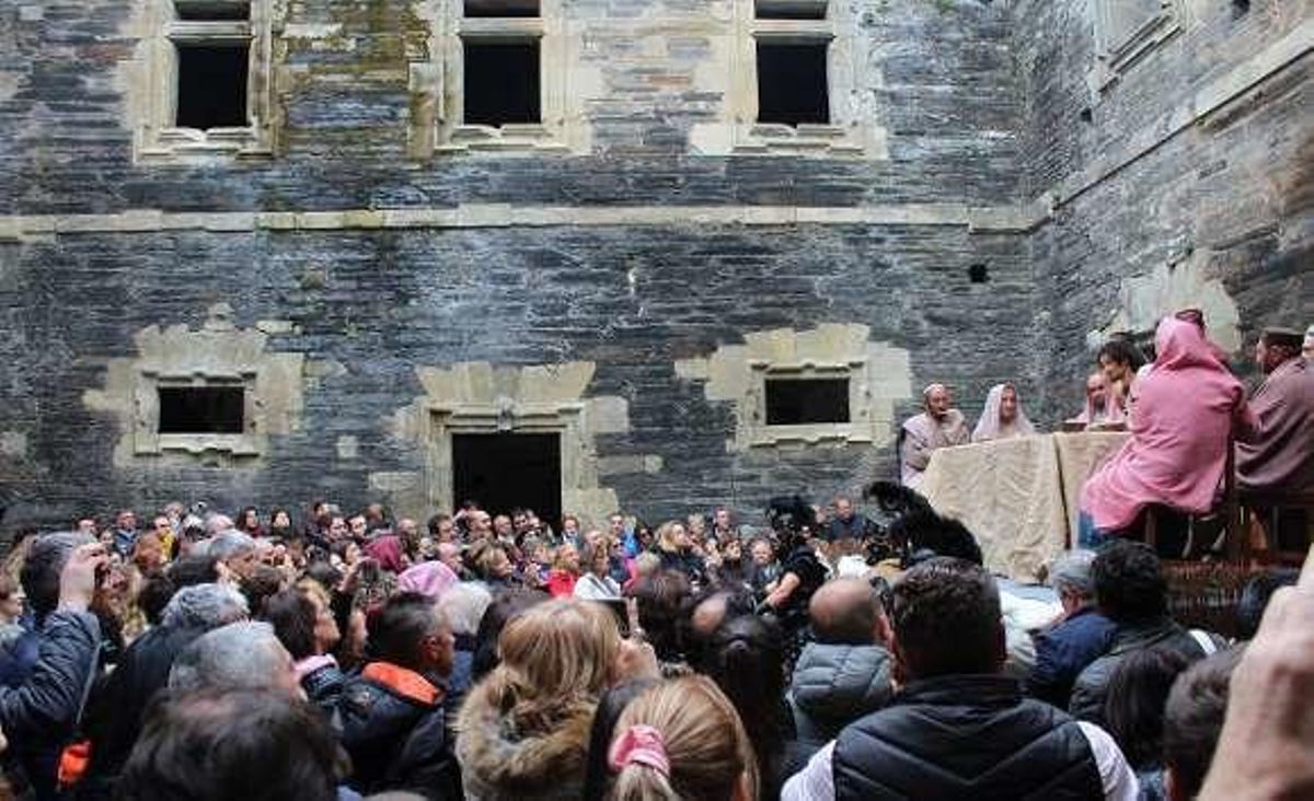 Villanueva, el vía crucis que más viste