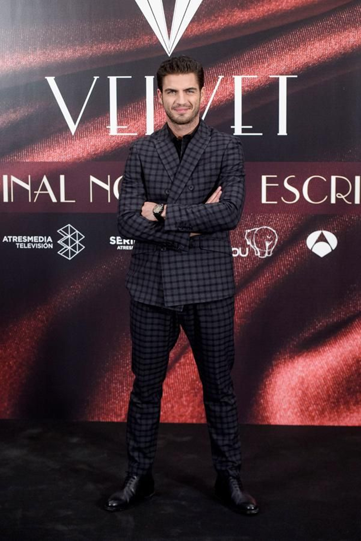 Fiesta final de 'Velvet': Maxi Iglesias