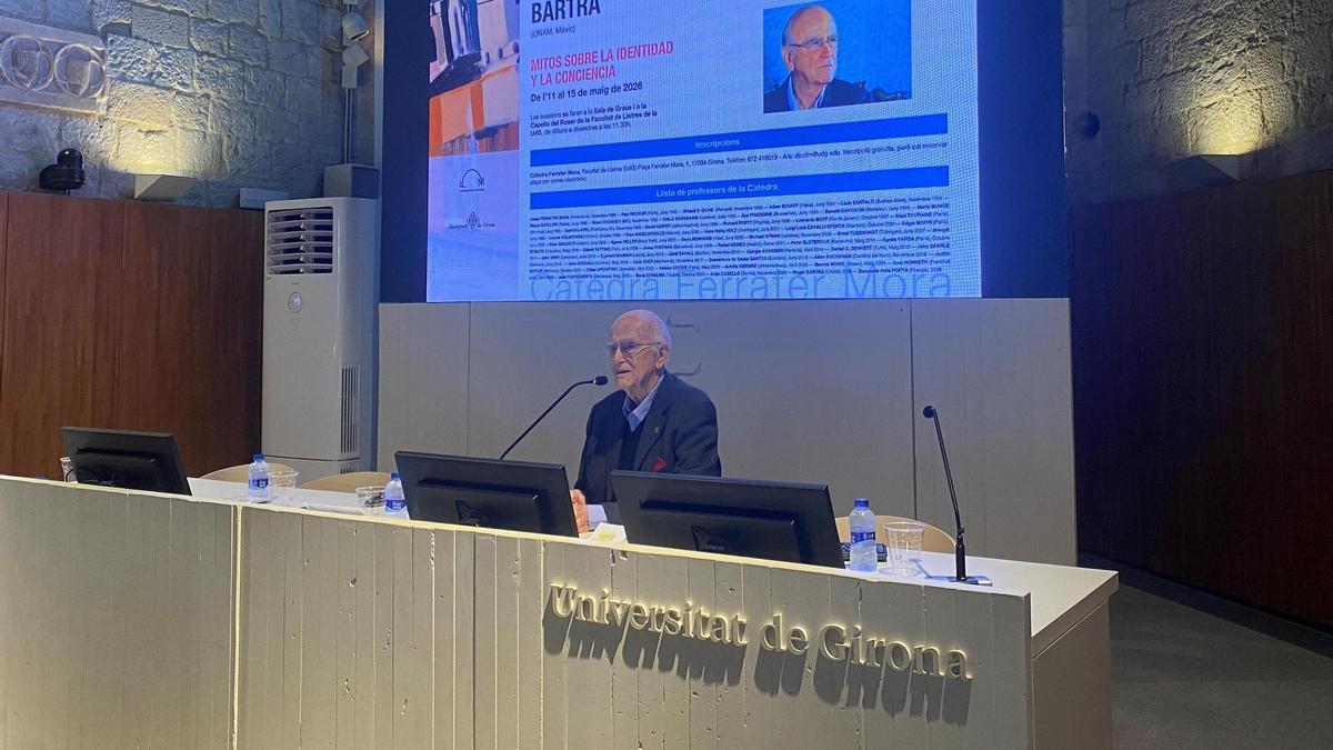 La primera lliçó de Roger Bartra aquest dilluns a la Sala de Graus Pep Nadal de Sant Domènec.