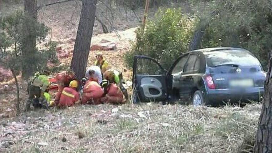 Un joven herido grave al ser atropellado por un autobús