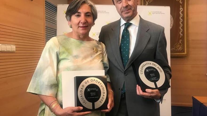 Covap recibe el premio Cooperativa del Año de la confederación nacional