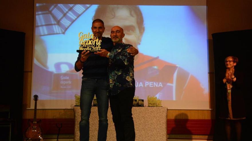 La Gala del Deporte de Moaña premia a Tania Castiñeira y Rodrigo Conde como mejores del año