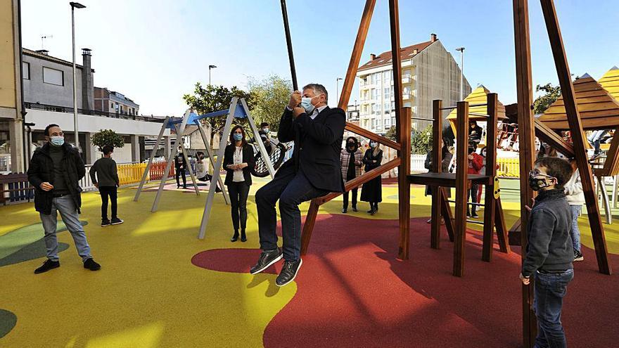 Silleda “estrena” parque infantil - Faro de Vigo