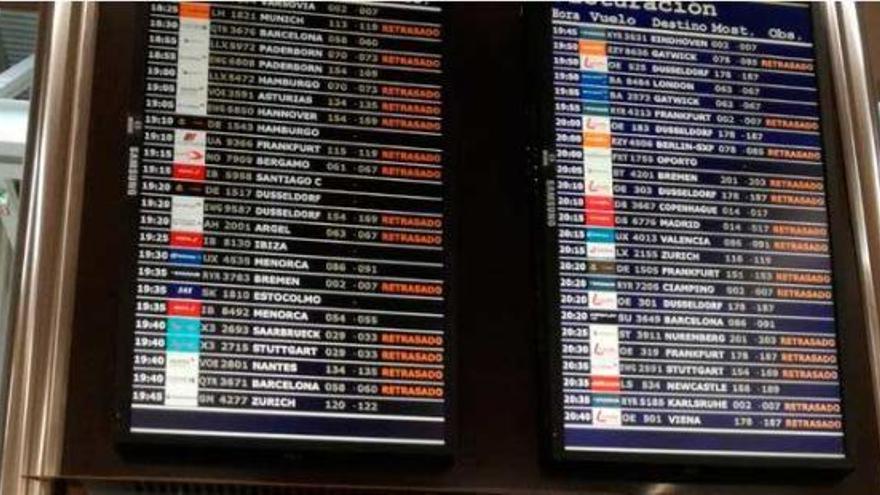 Mehr als 300 Verspätungen und 7 Flugausfälle am Flughafen Mallorca