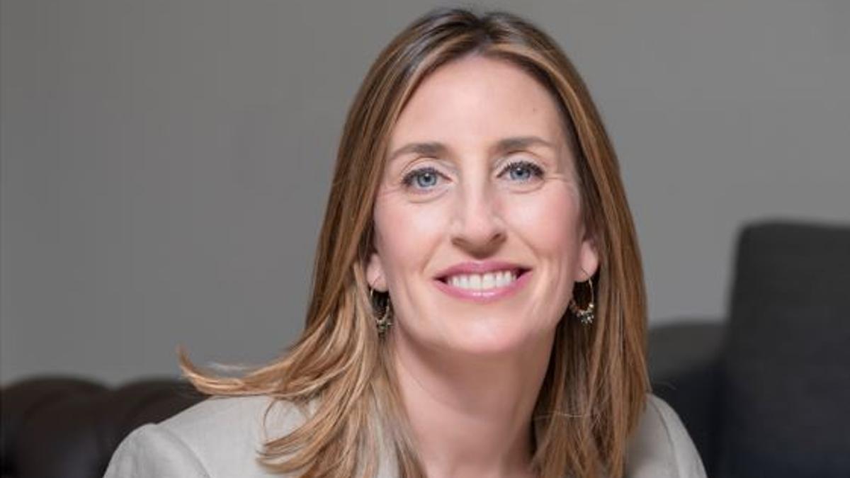 Ana Luján, directora del Centro de BancaPrivada ‘all in one’ de CaixaBank en València.