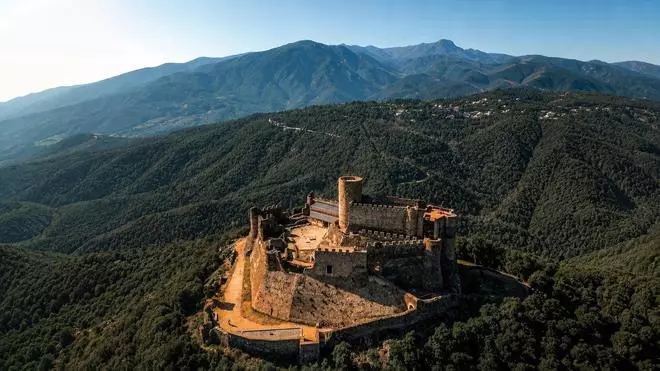Montsoriu, el castillo medieval más bonito de Cataluña que está en plena Reserva de la Biosfera