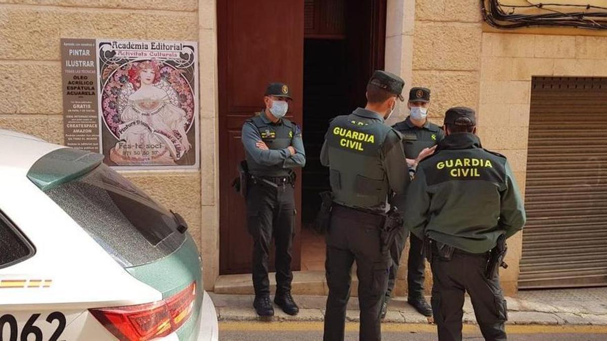 Beamte der Guardia Civil leiteten die Ermittlungen in Inca auf Mallorca