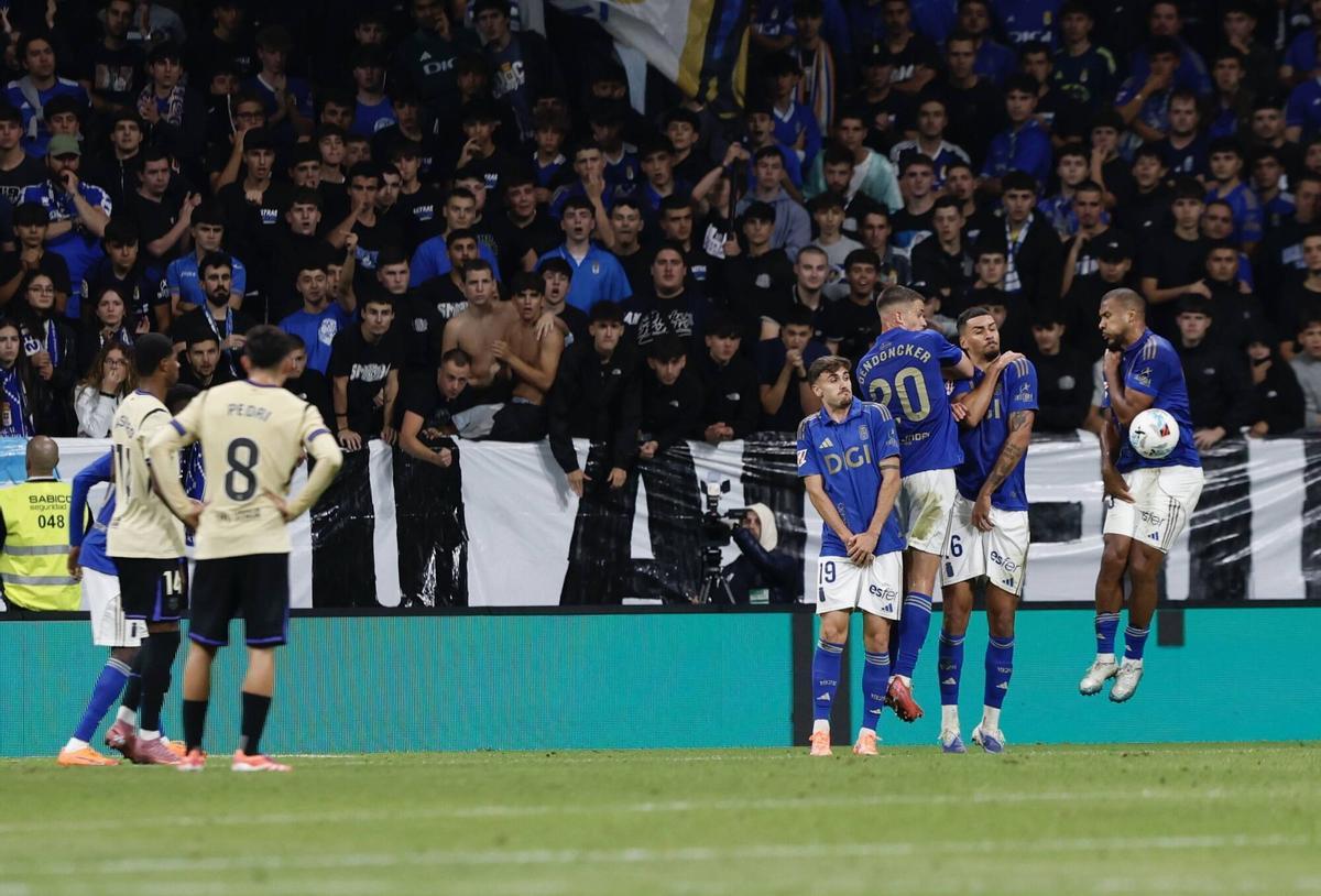 Oviedo. Real Oviedo Barcelona en el Tartiere