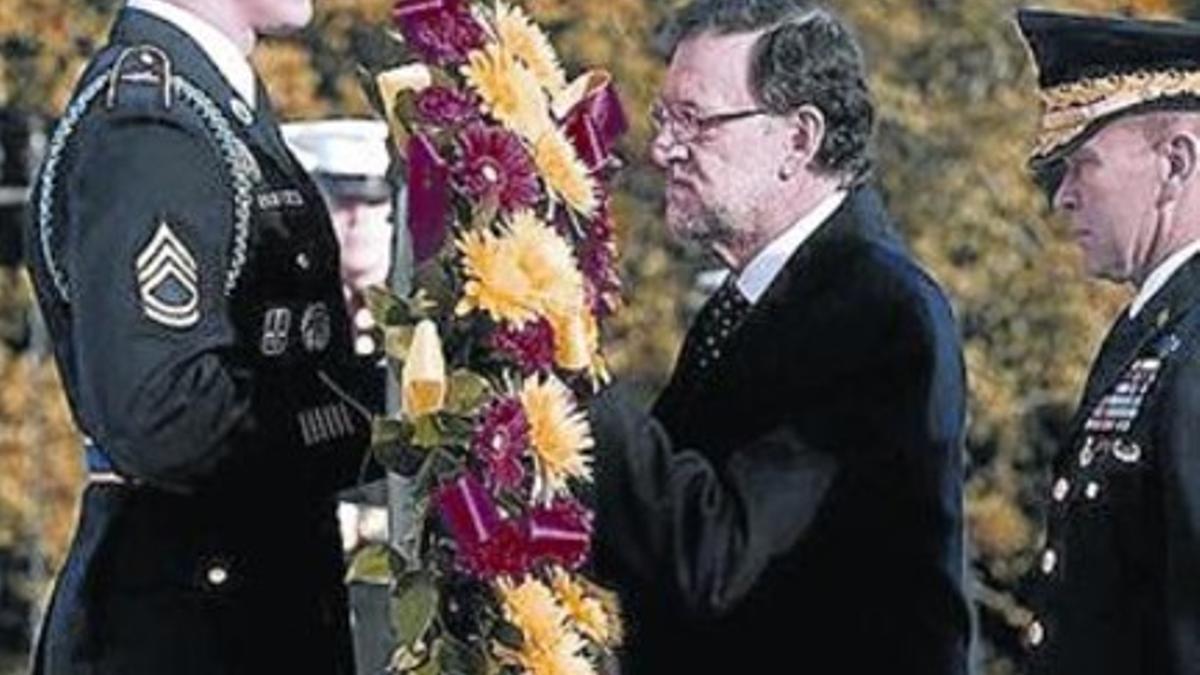 Rajoy, ayer, en el cementerio de Arlington.