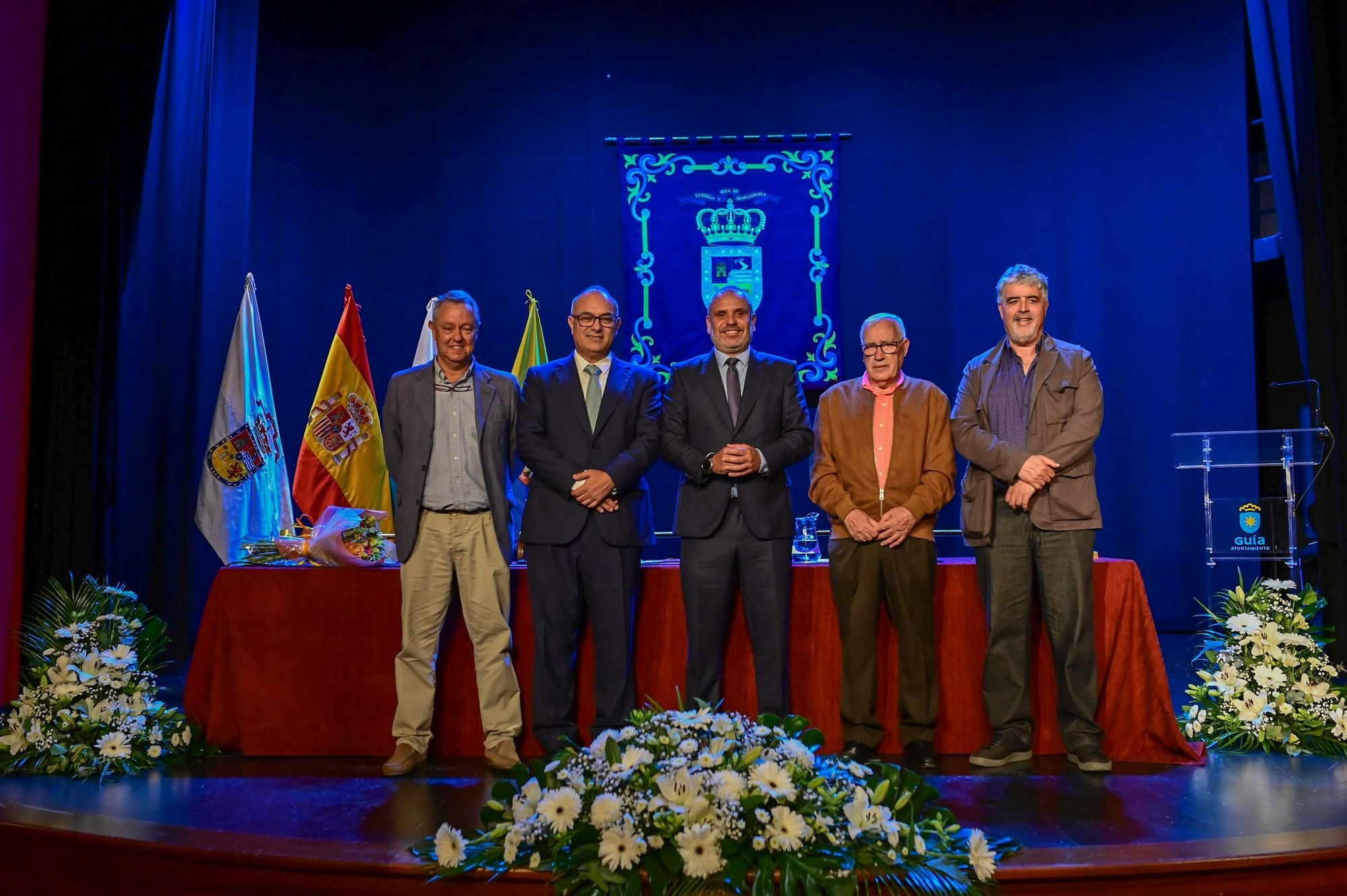 Homenaje a Don Pedro González Sosa y reconocimiento al nuevo cronista oficial