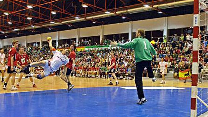 Antequera recibirá 14 años después a los Hispanos