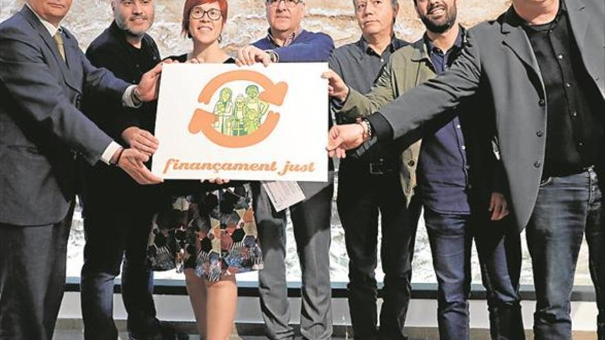 La plataforma profinanciación justa traslada a Hacienda su reclamación