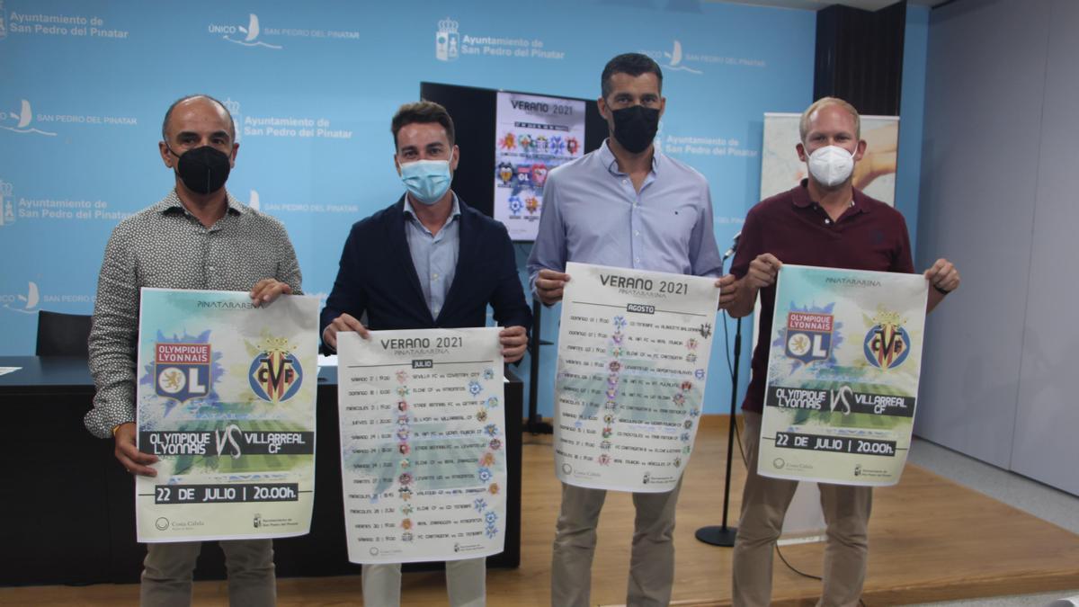 Pedro Vivancos, Francisco Sánchez, Mariano Sánchez y Fran de Paula en la presentación del calendario