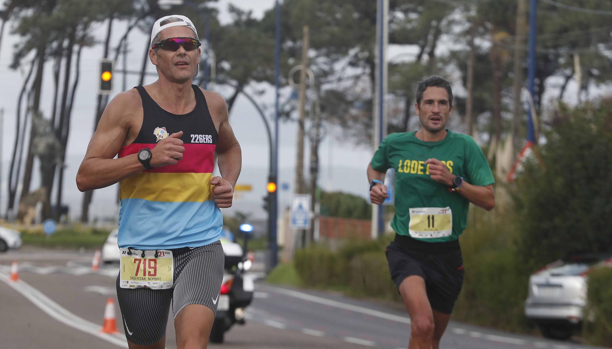 Saad Slimani y Esther Valiño conquistan la Medio Maratón de Vigo