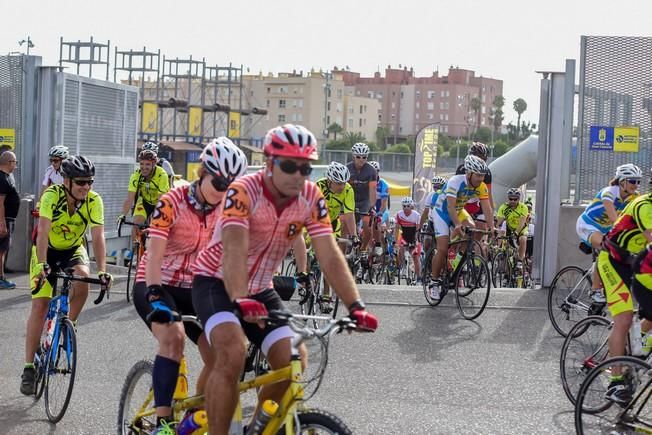 Salida de la ruta cicloturista hacia Artenara ...