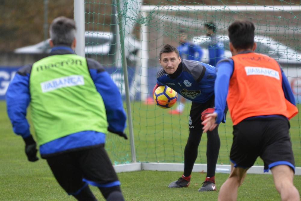 Cristóbal ensaya con el mismo once para el Camp No