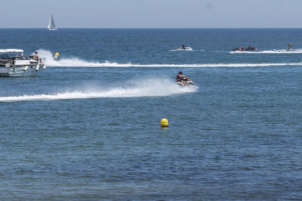 Playas y terrazas llenas en València en los primeros días de la fase 1