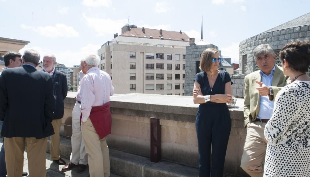 Reunión de diplomáticos asturianos en LA NUEVA ESPAÑA