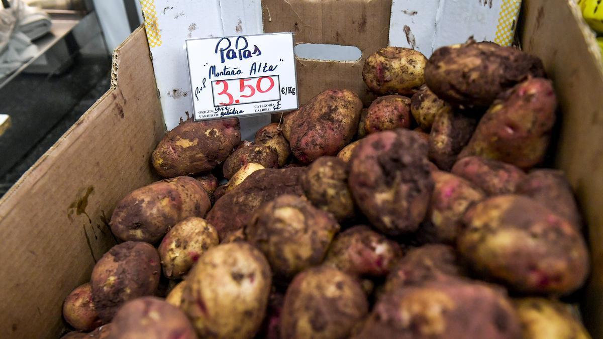 El dueño de un restaurante de Canarias sobre las papas: "No vamos a subir el precio"